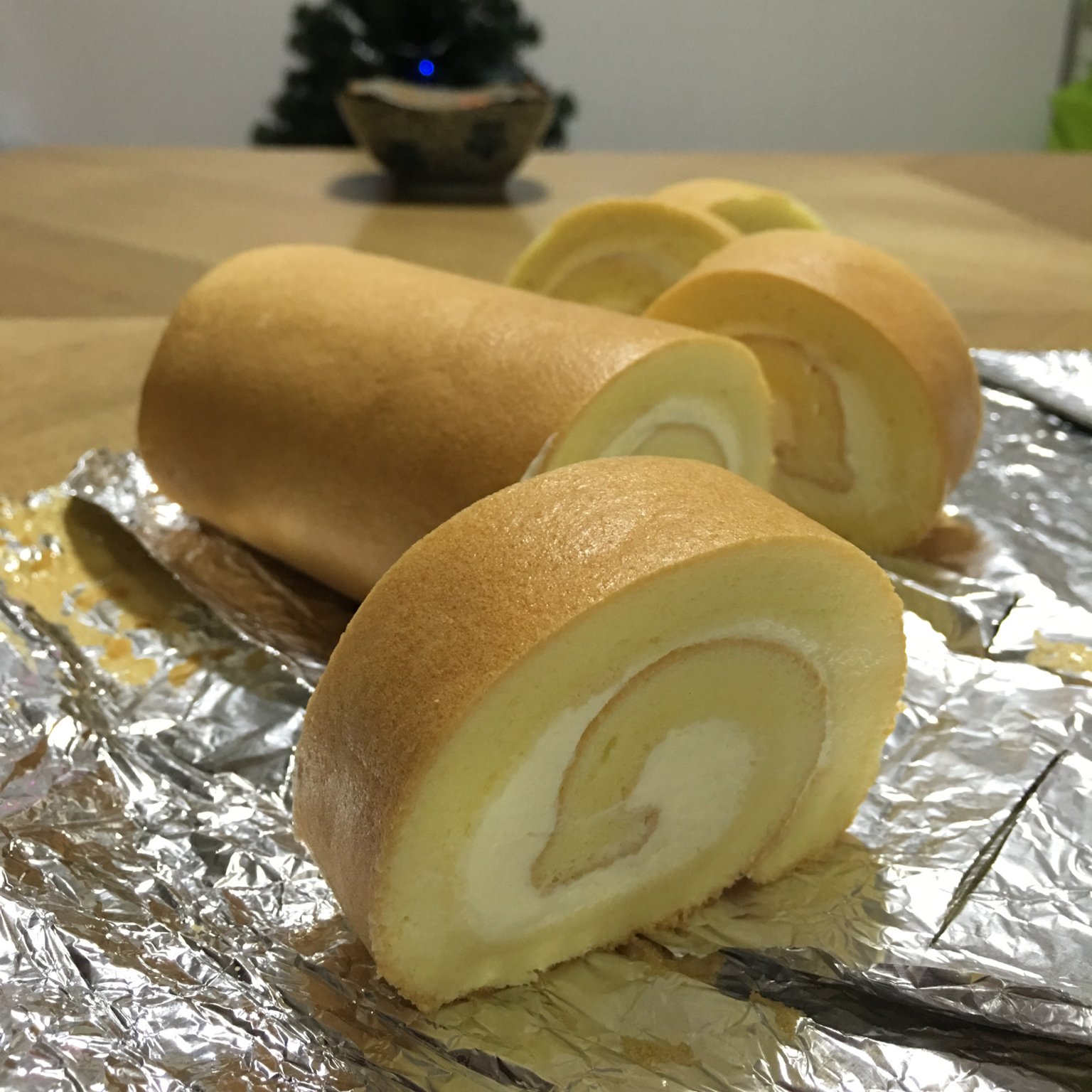 草莓酱蛋糕卷