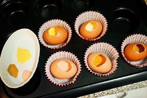 精灵宝可梦| 用蛋壳就能做的鸡蛋蛋糕的做法 步骤15