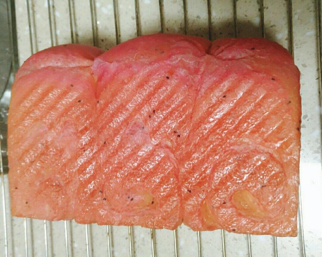 绵软火龙果吐司