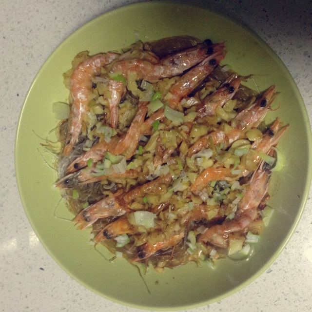 蒜蓉粉丝蒸大虾
