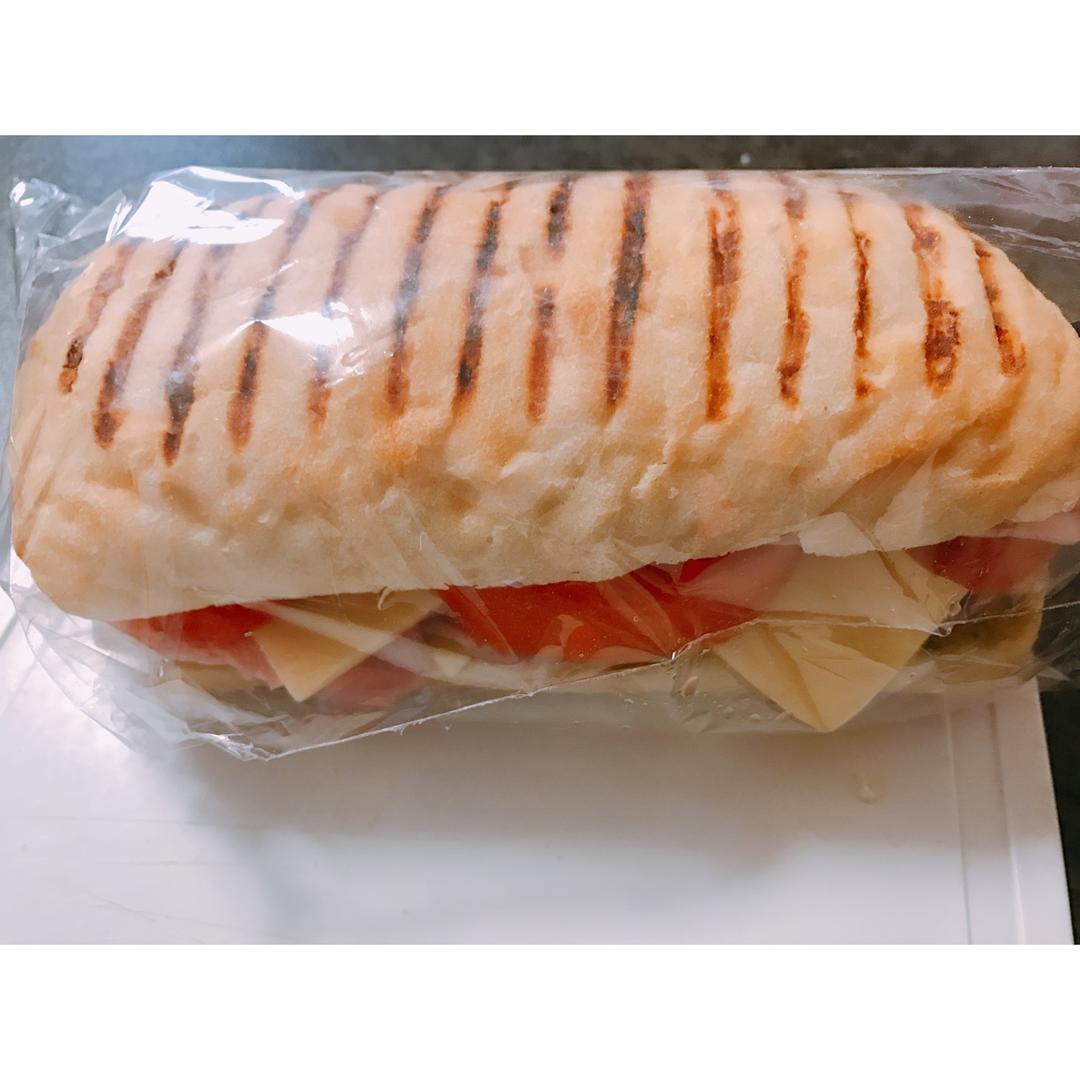 正宗意大利帕尼尼Panini with Pesto