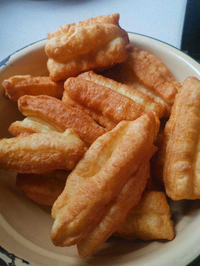 快手早餐～自制油条（酵母版，不含泡打粉、膨松剂）