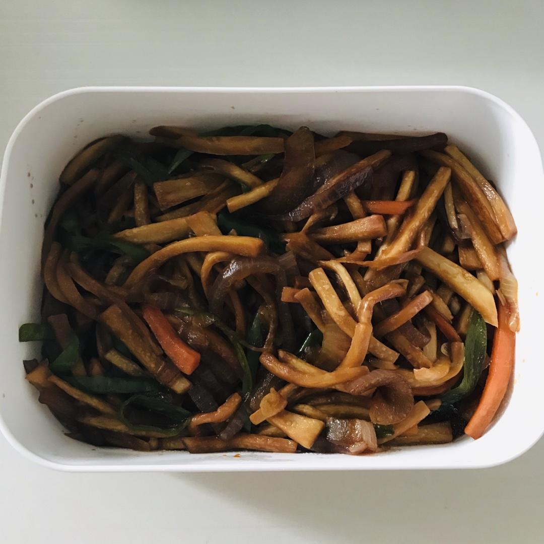 洋葱遇到杏鲍菇