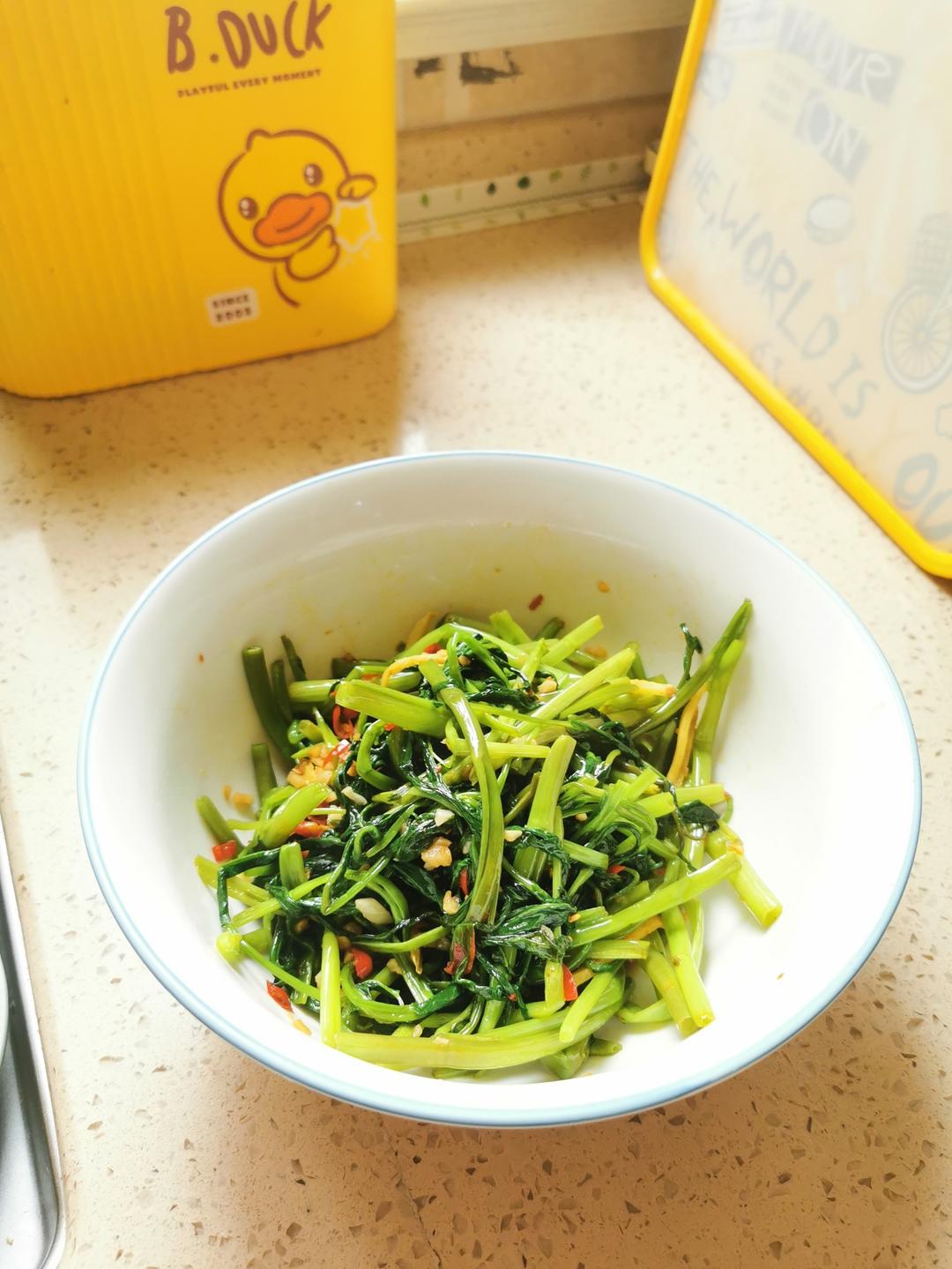 炝炒空心菜（不黑的秘密）
