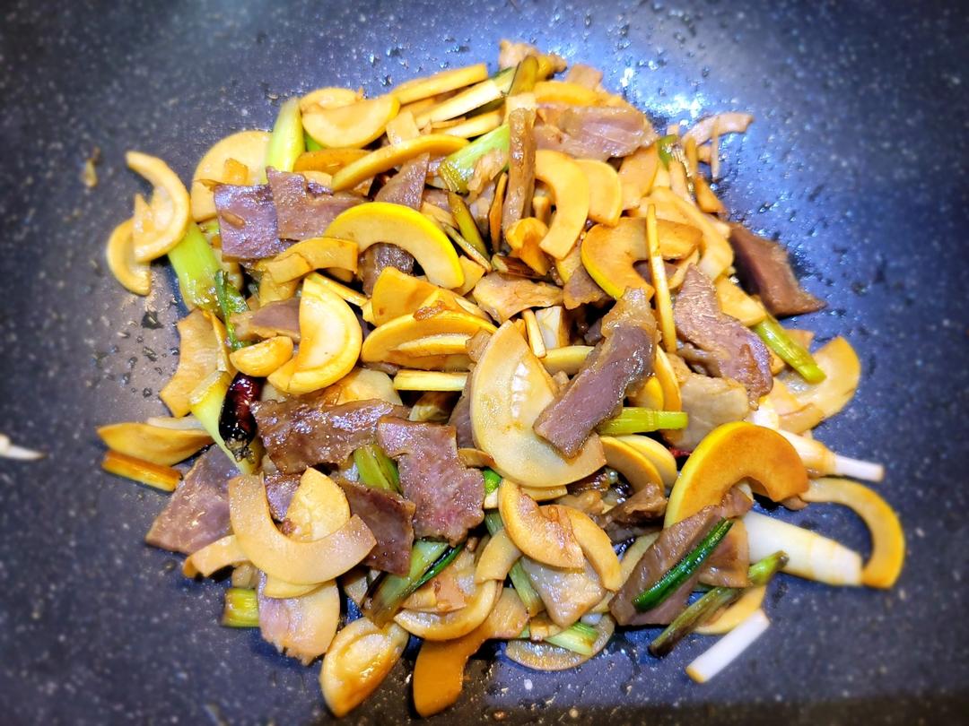 不油腻的烟笋炒腊肉