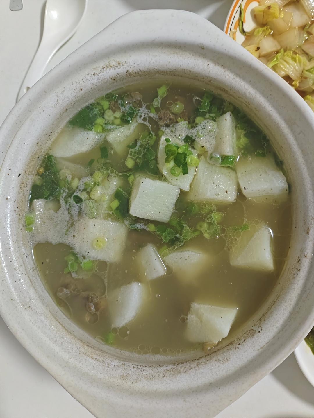 炖羊蝎子配脆山药