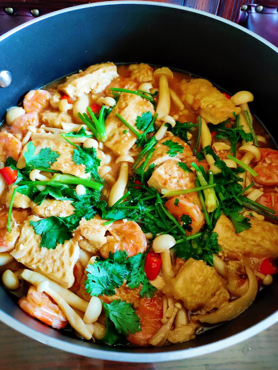 鲜虾豆腐煲