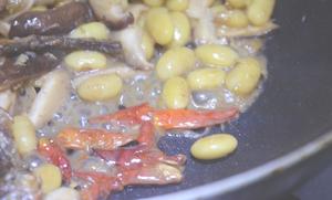 围山公社浏阳菜课堂：黄豆焖干鱼仔的做法 步骤6