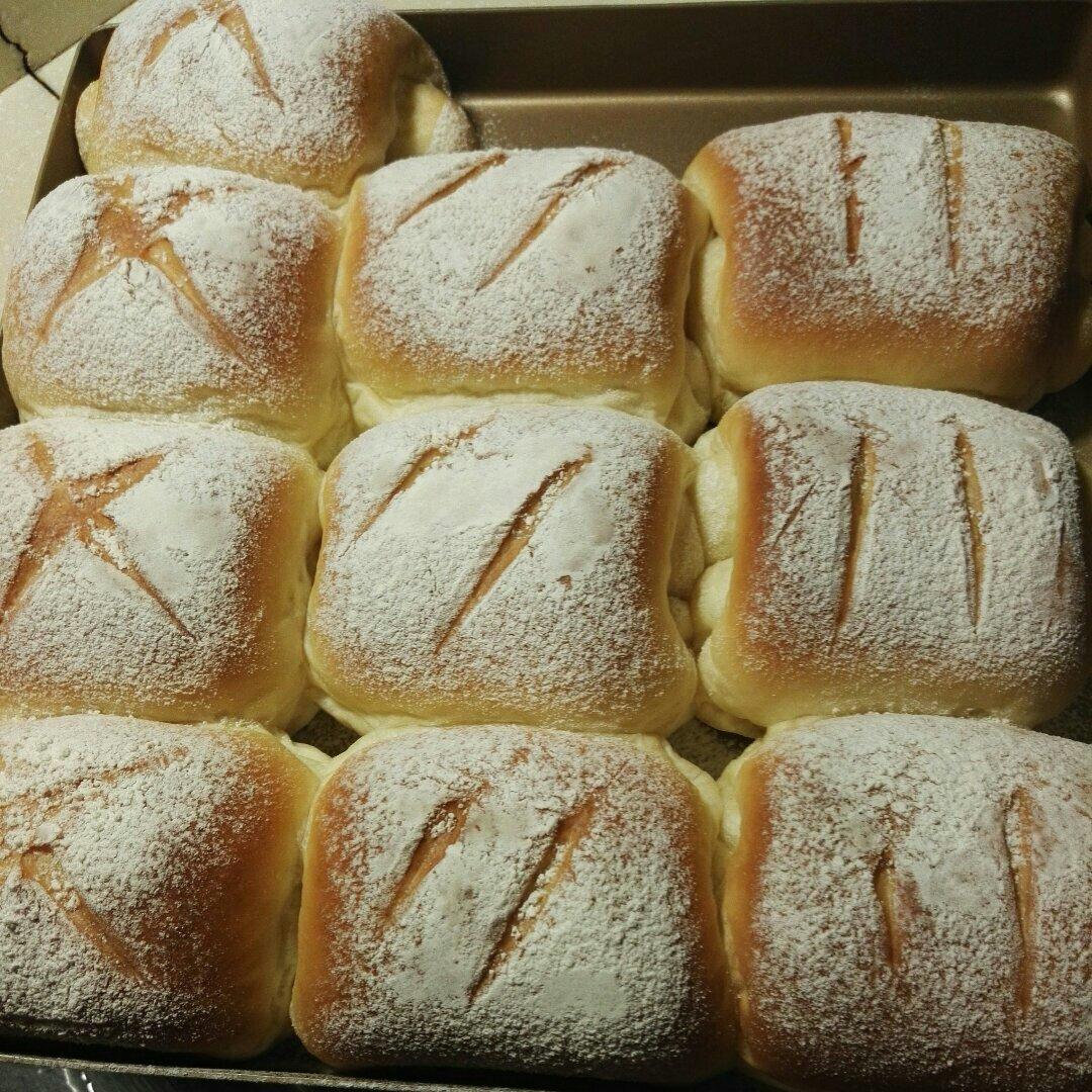 软到不知所措的牛奶卷