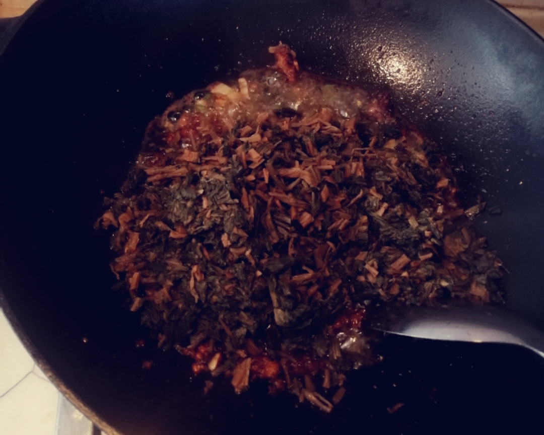 梅干菜炒肉末的做法 步骤8