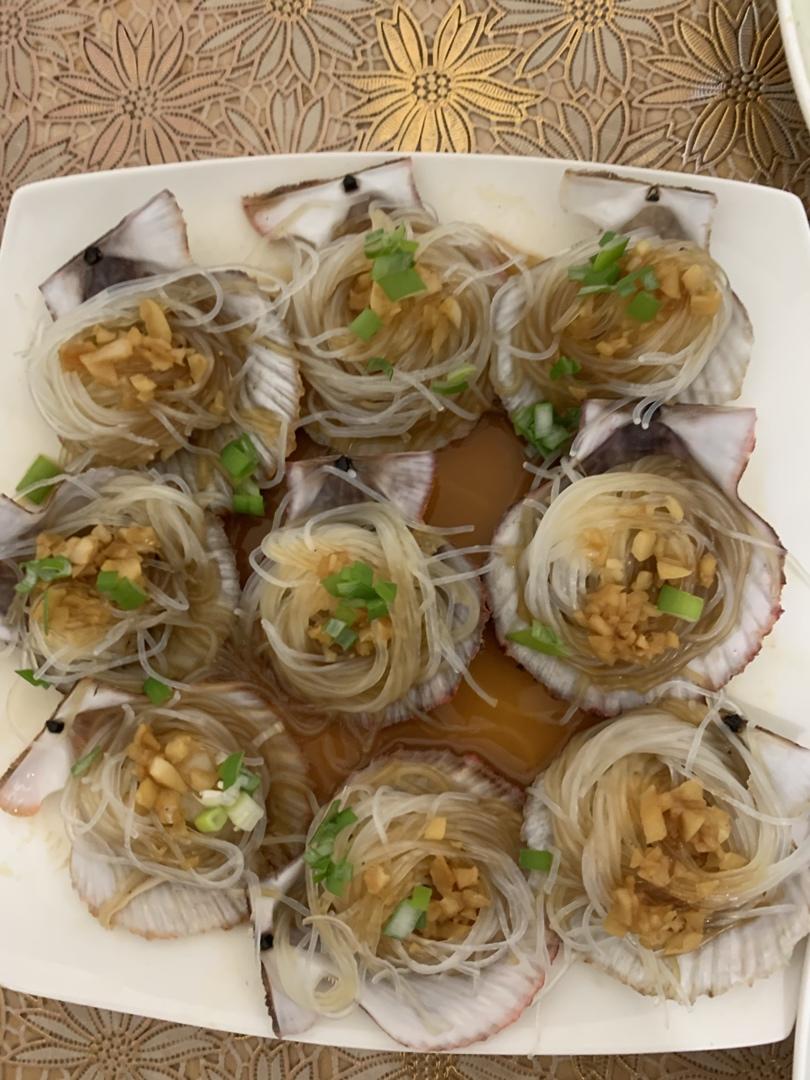 蒜蓉粉丝蒸扇贝（清晰图片步骤讲解）