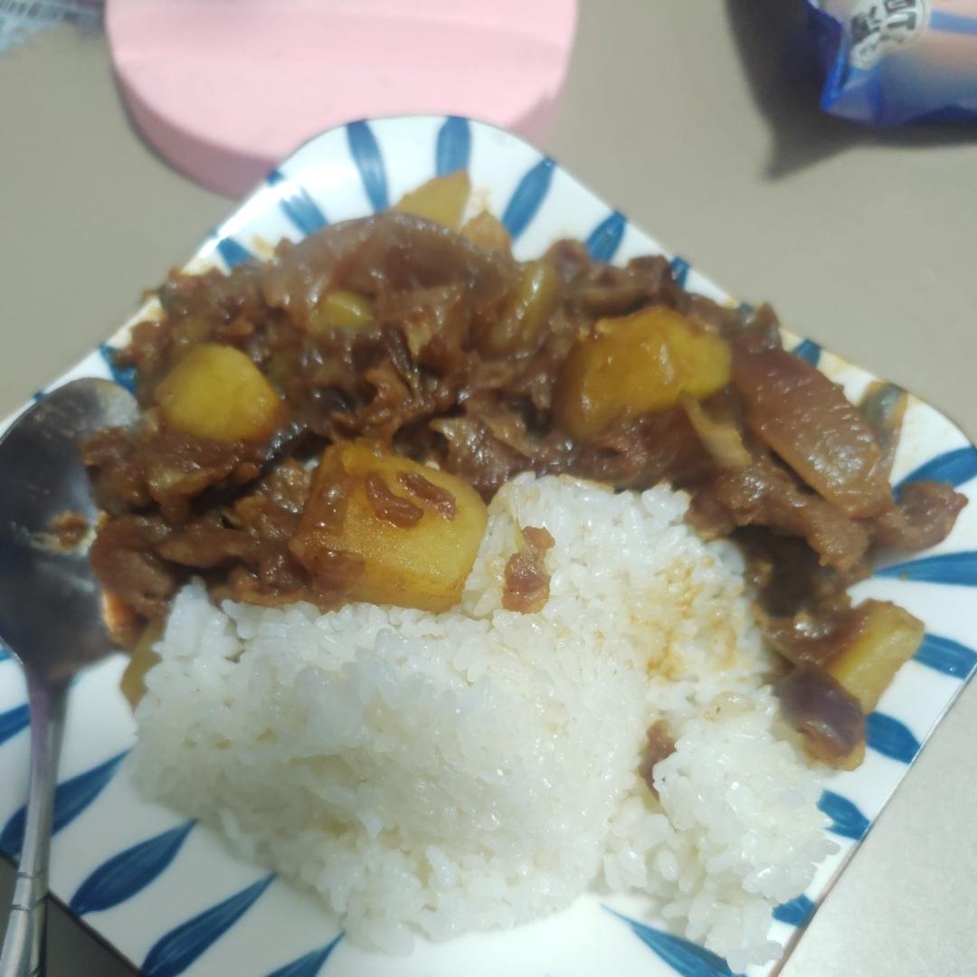 好吃到舔碗底的土豆肥牛拌饭