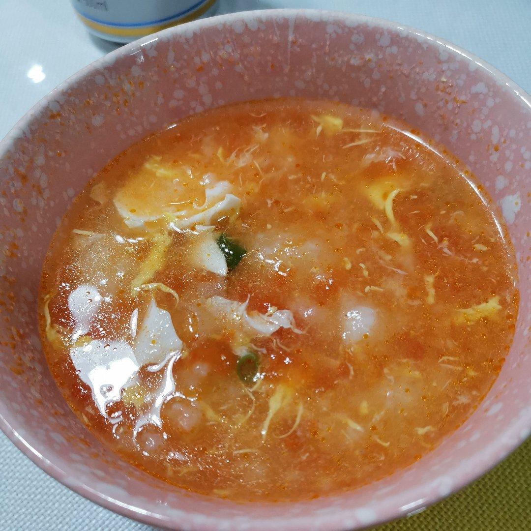 【番茄酸汤虾滑】