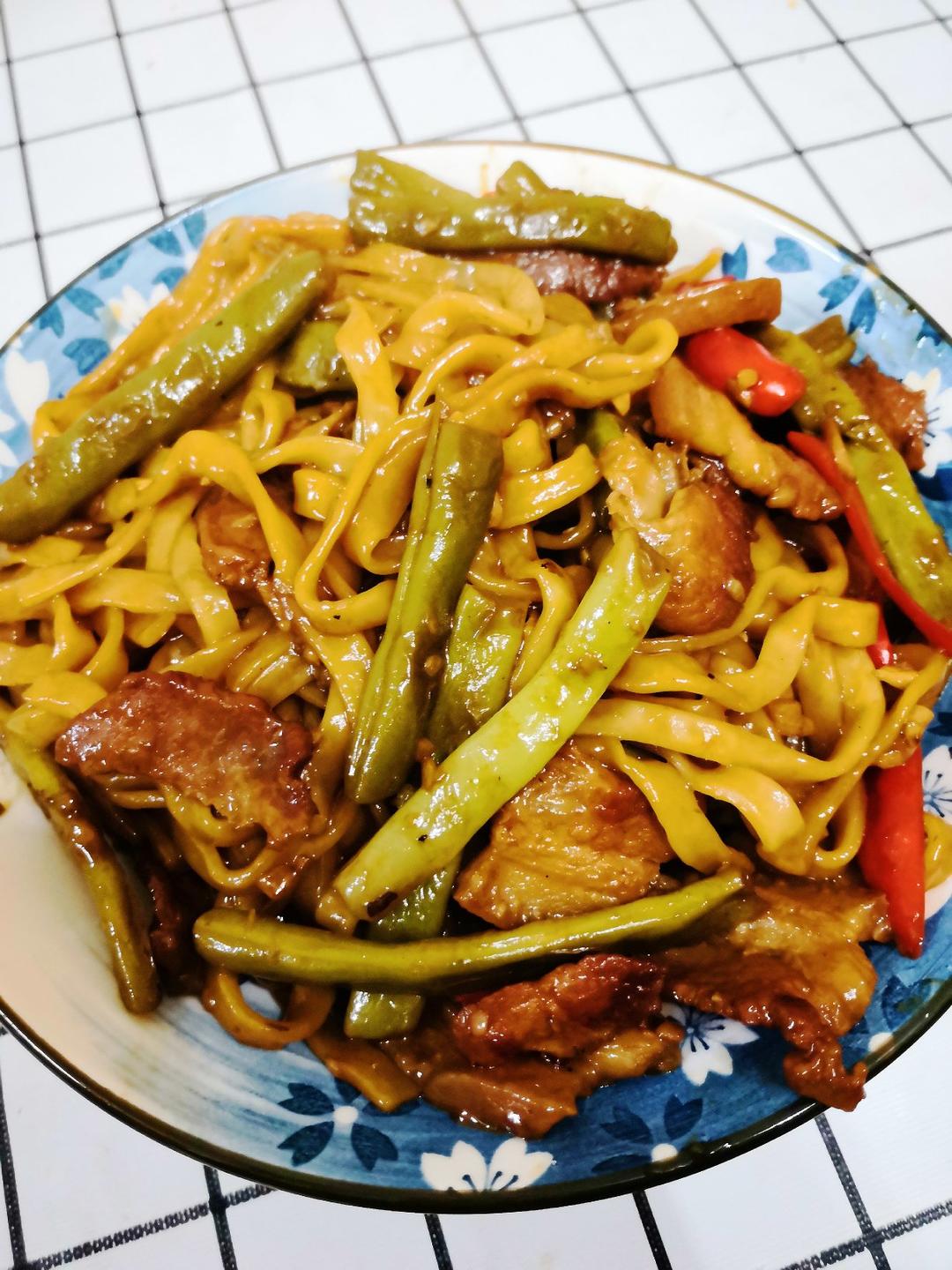 豆角焖面