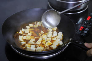 水煮豆腐的做法 步骤2