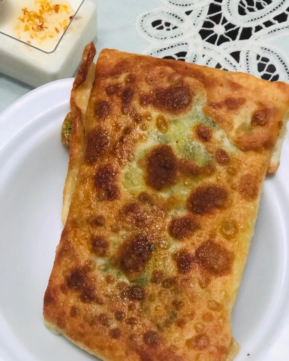 童年的韭菜饼❤️春卷皮韭菜盒子