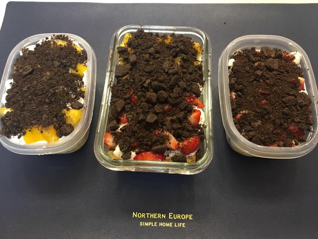 简单快手的便当饭盒水果盒子蛋糕