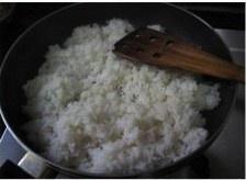 广式八宝糯米饭的做法 步骤6
