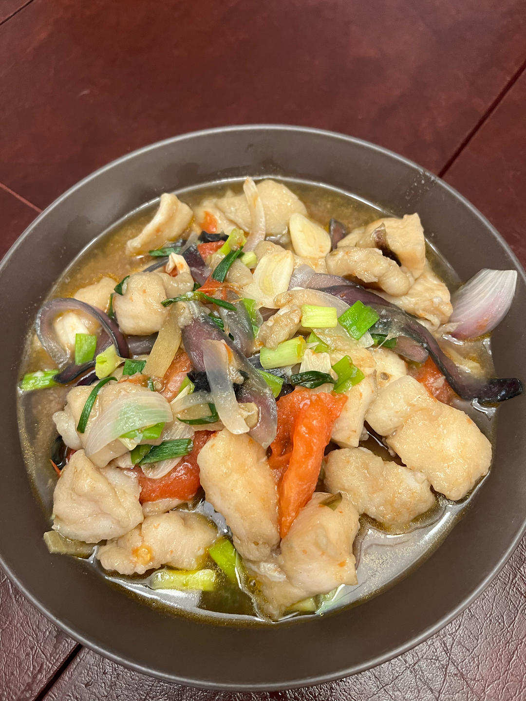 鲜嫩豆腐鲈鱼煲