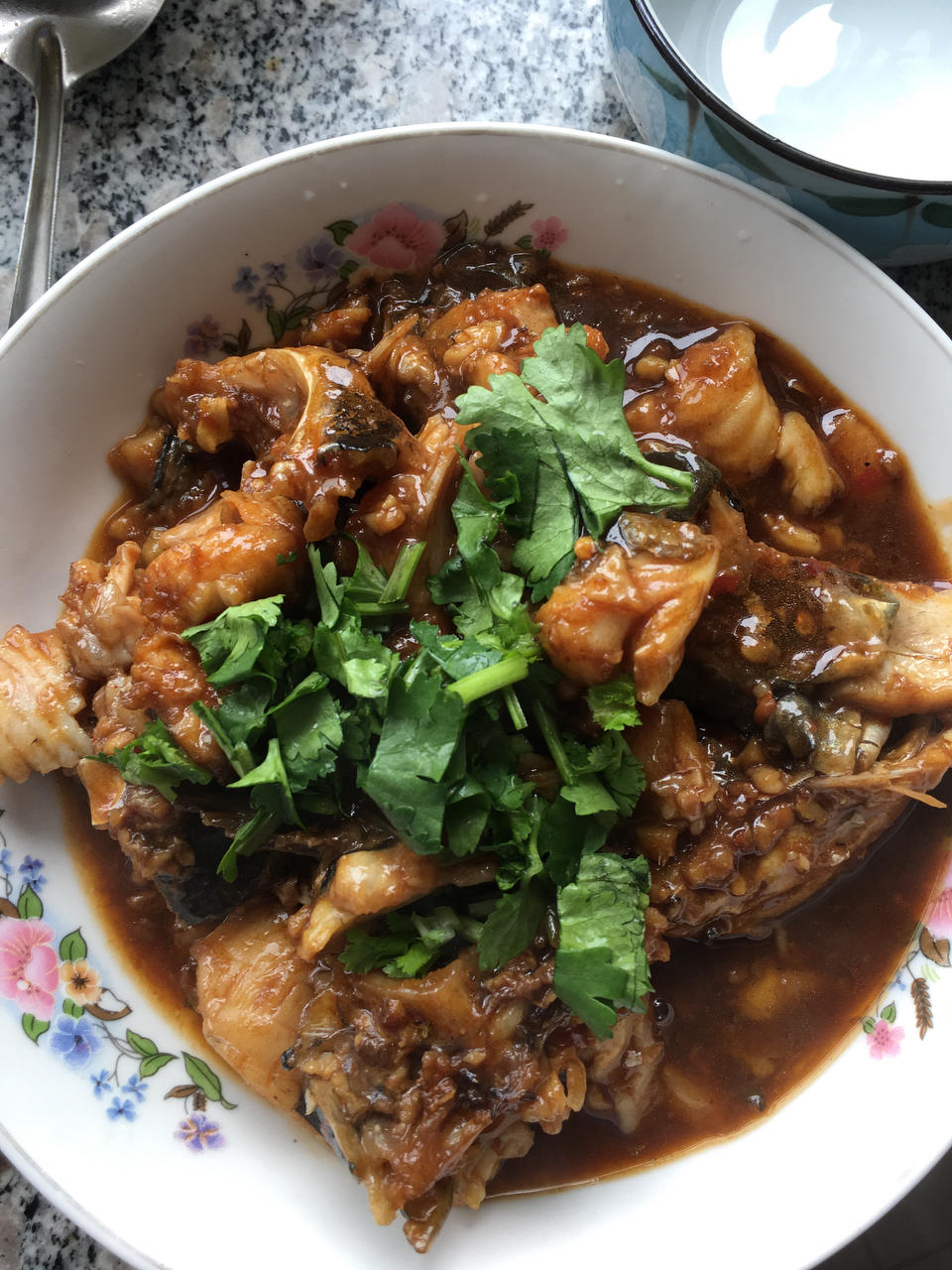 适合孩子吃的下饭菜：酱汁焖鱼