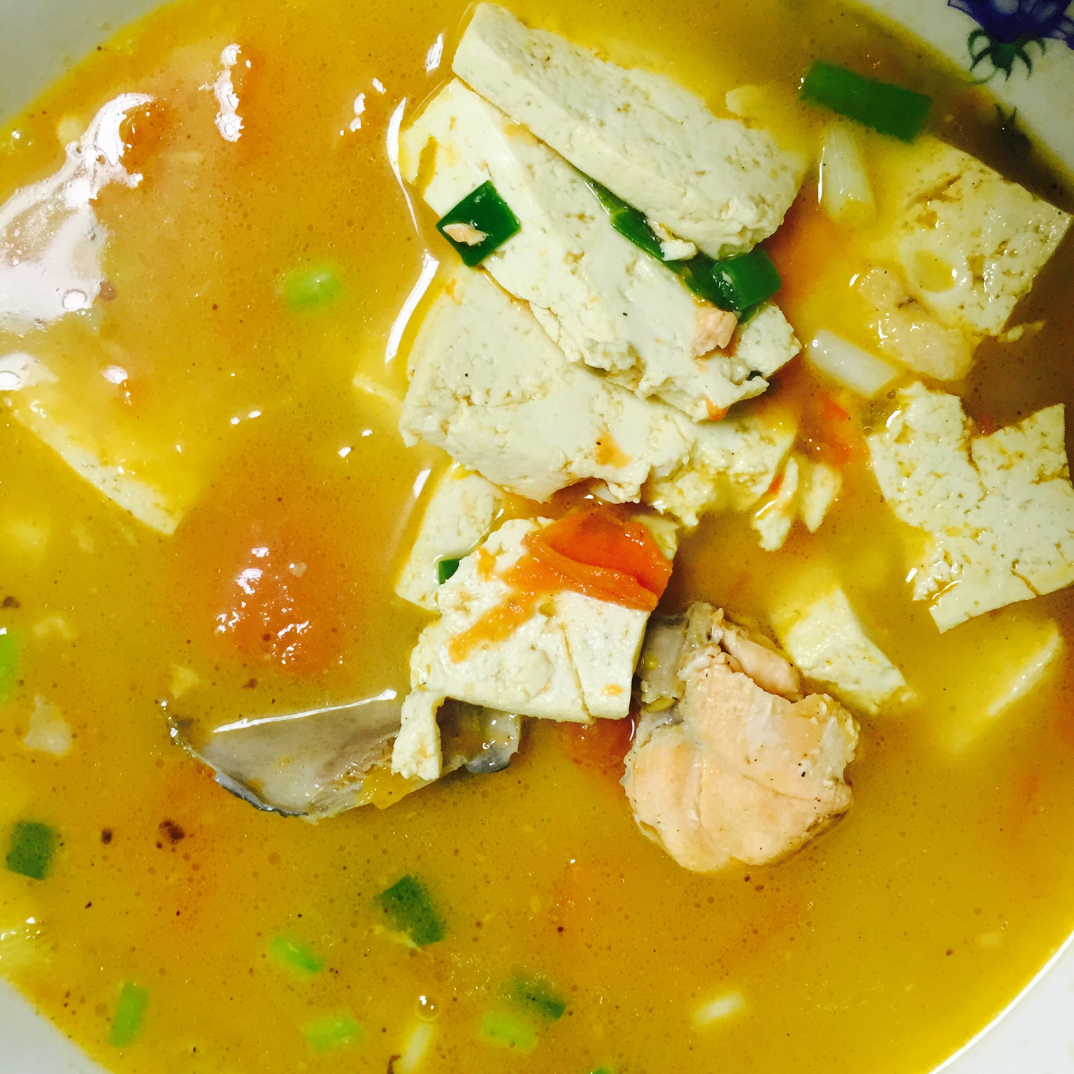 三文鱼头豆腐汤