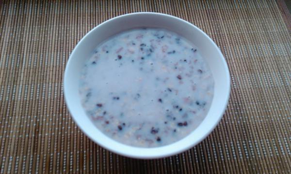 椰香紫米粥