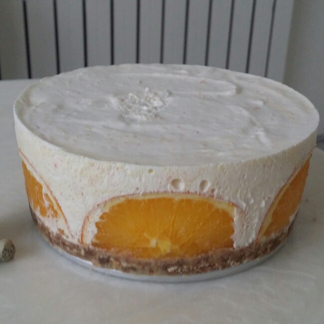 鲜橙慕斯蛋糕