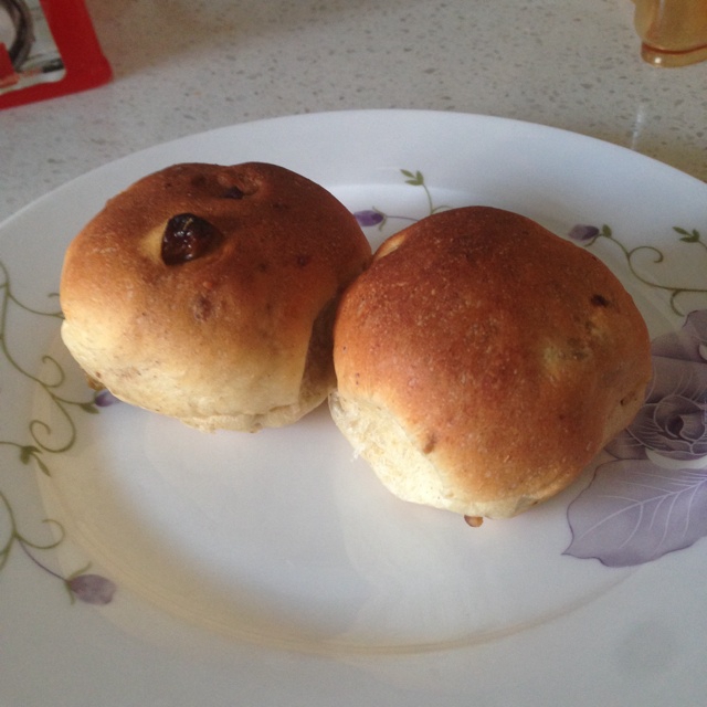 核桃葡萄干小餐包