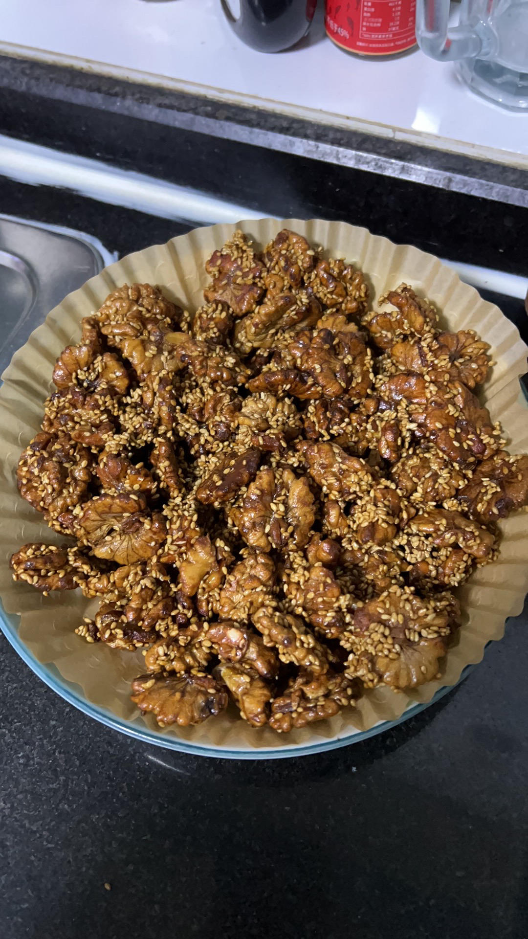 简单易学㊙️
琥珀核桃仁丨不用熬糖免油炸