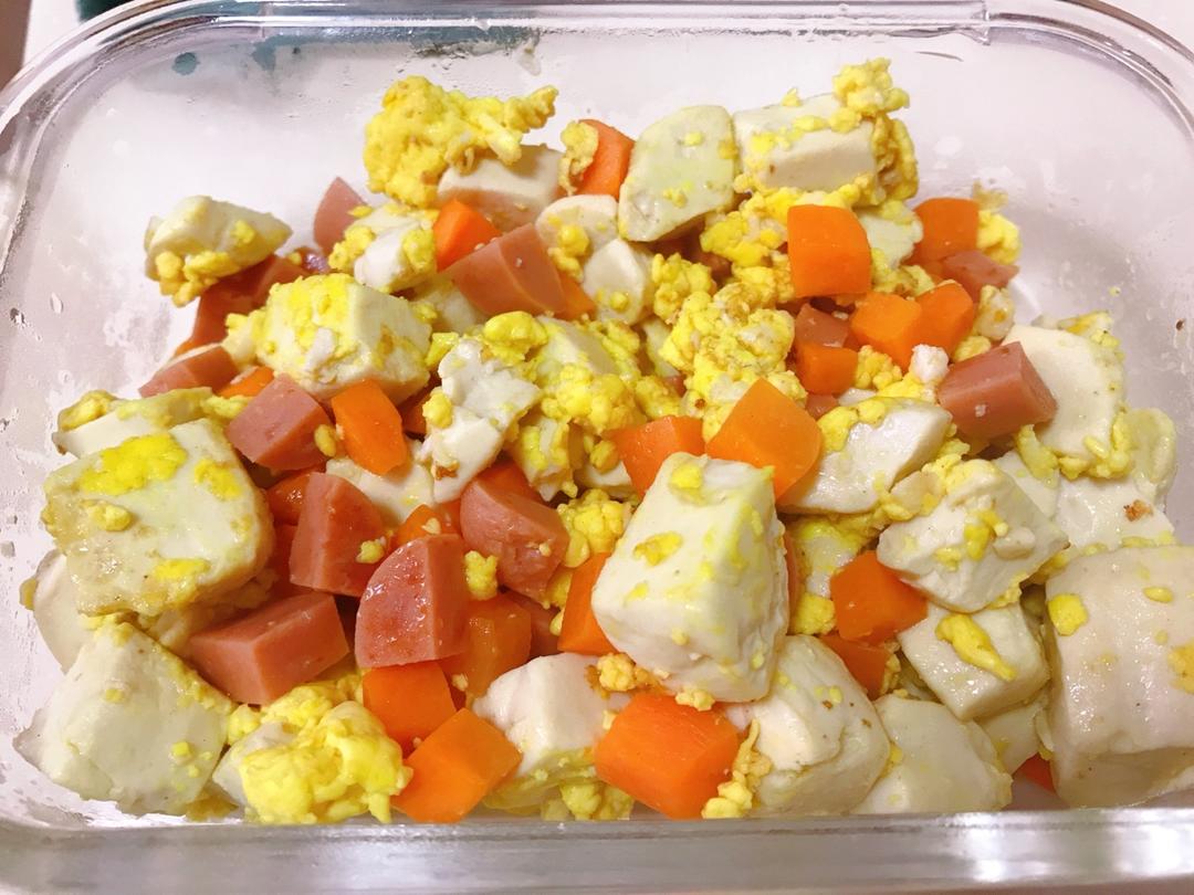 蛋包豆腐丁
