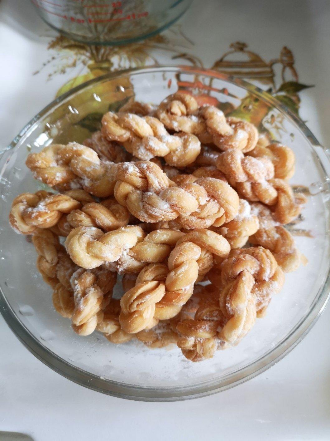 千层酥小麻花