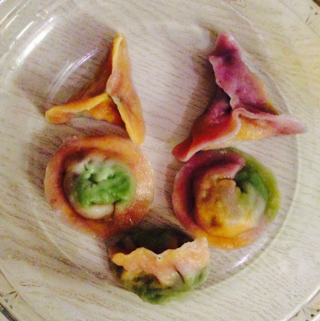 五彩缤纷彩虹饺子