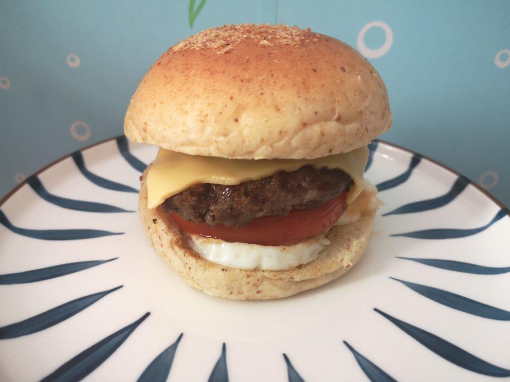 牛肉饼，汉堡肉饼