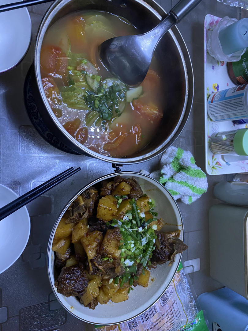 川味土豆烧排骨