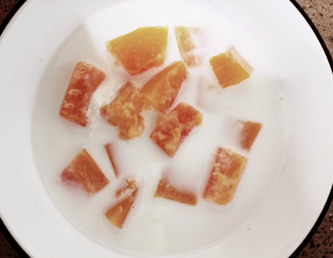 木瓜炖牛奶