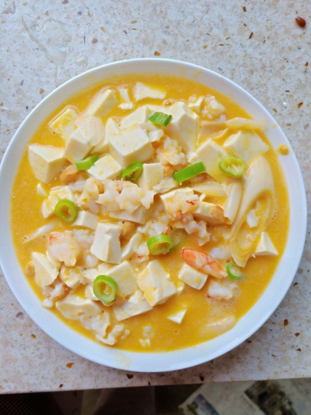 蟹黄豆腐（咸蛋黄版）