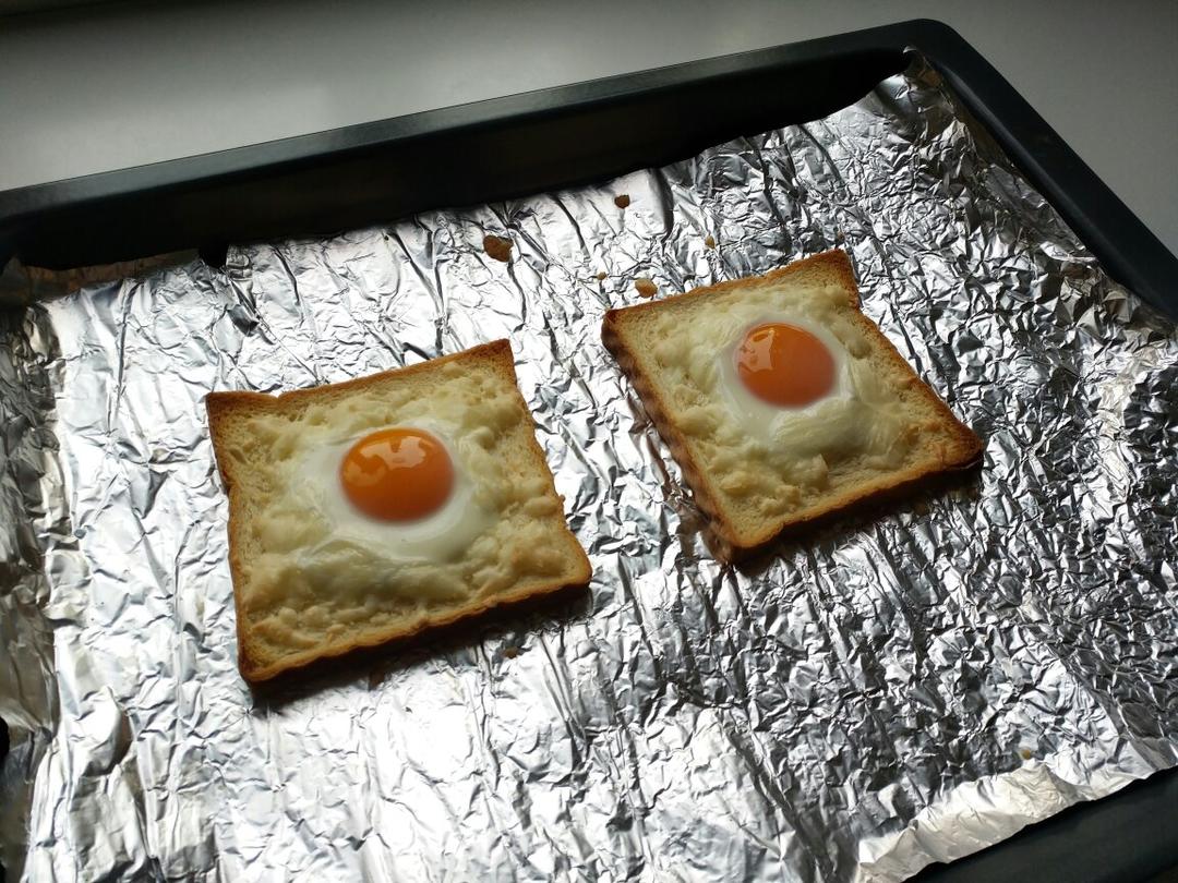鸡蛋芝士烤吐司
