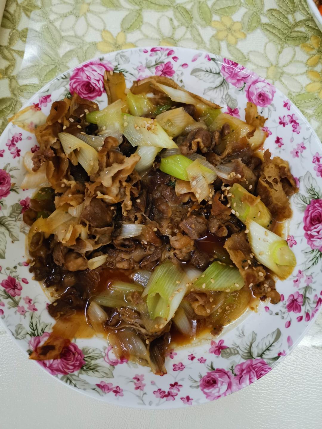 炒了20多年的葱爆羊肉