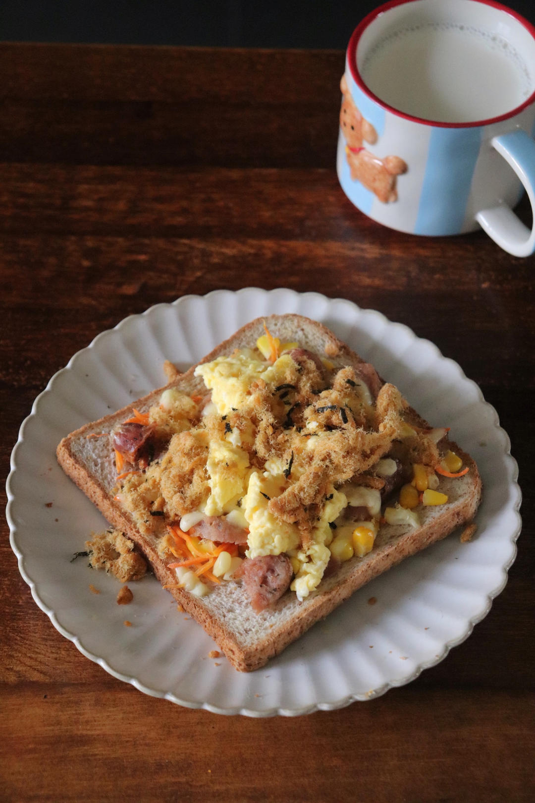肉松海苔厚片吐司
