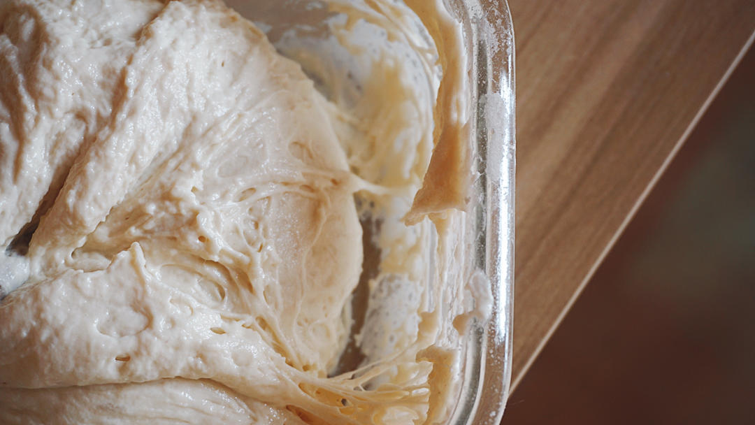 鲜奶液种超熟吐司