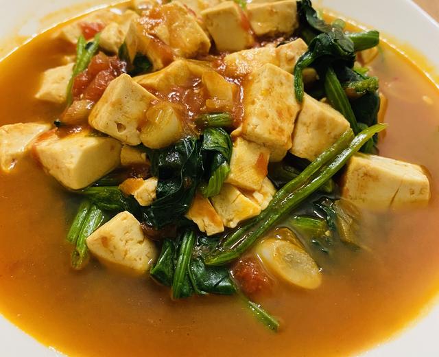 又一道超受欢迎的豆腐:番茄菠菜炖豆腐的做法