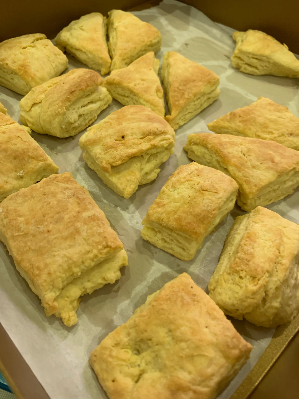 完美裂纹～百分百成功的超好吃奶香司康（禁止搬运）