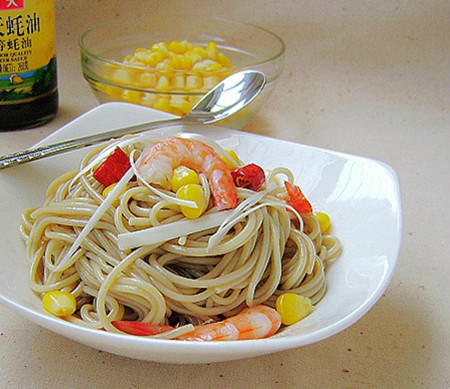 虾仁凉面的做法