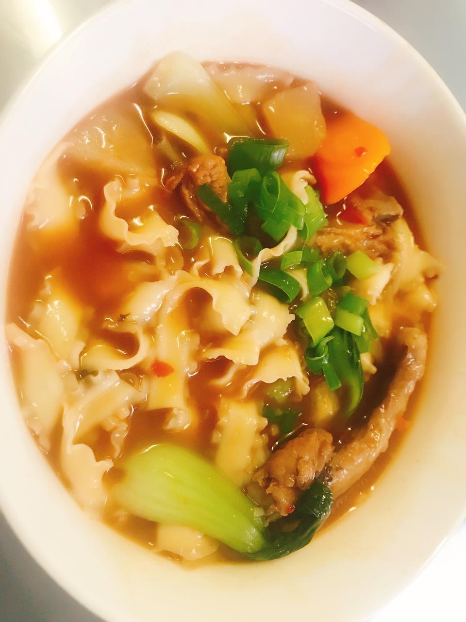 超级红烧排骨浓汤面