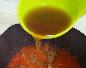 零失败～汁浓肉嫩哒番茄烩牛肉粒（拌面、饭神器）的做法 步骤3