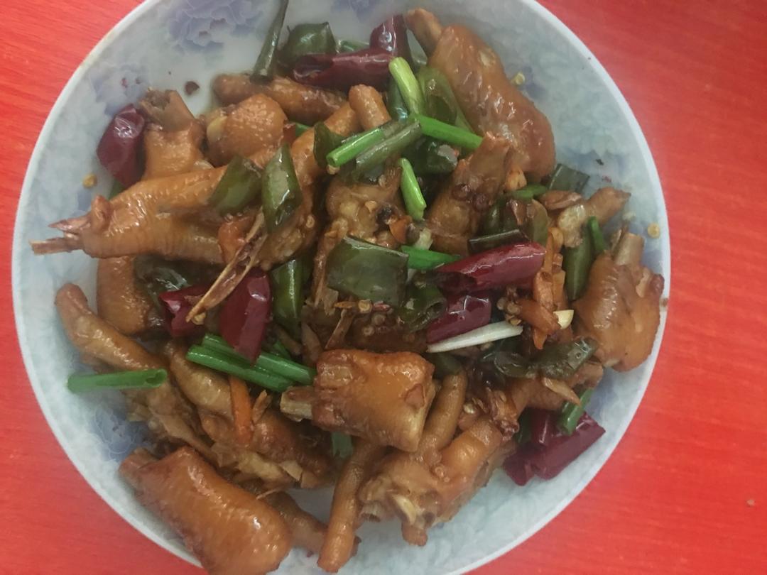 麻辣鸡脚