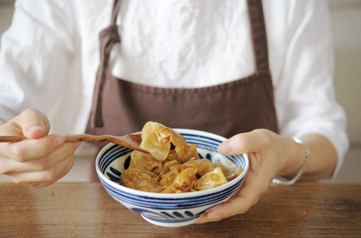 如何诞生一碗小馄饨