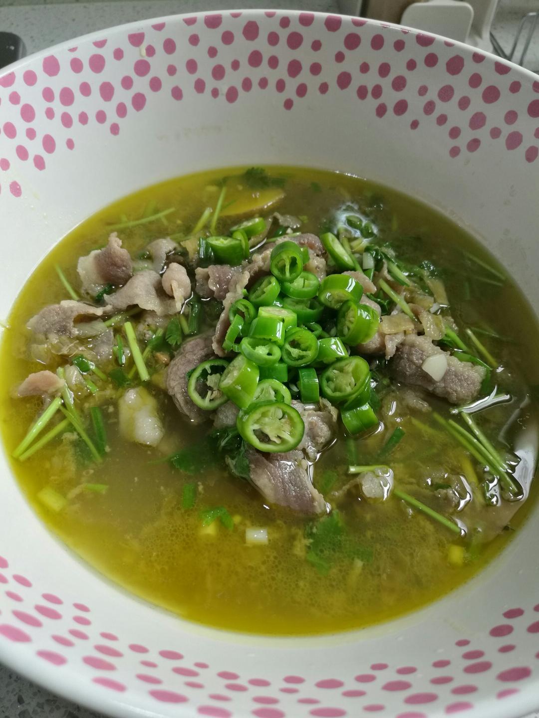 酸汤肥牛