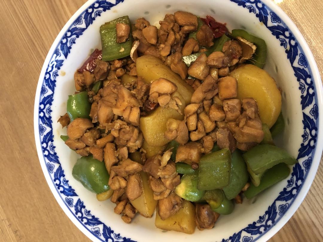 新疆特色大盘鸡（附加皮带面做法）