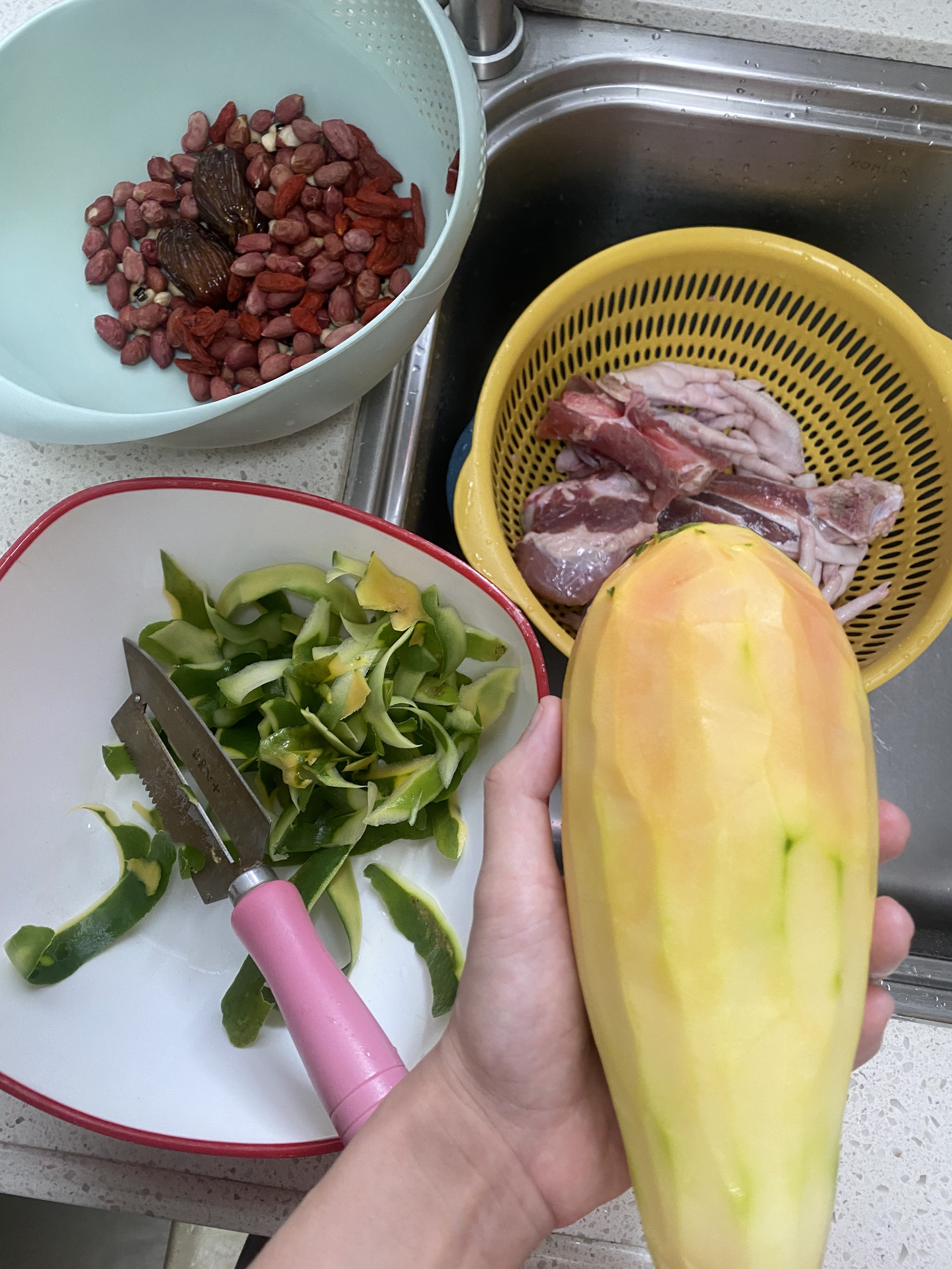 木瓜鸡脚花生眉豆汤的做法 步骤1